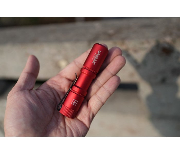 Manker E05 II NW RED Neutral White LED 800L Rechargeable EDC Flashlight