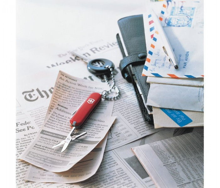 Victorinox Classic SD Green Multitool Pocket Knife 0.6223.4