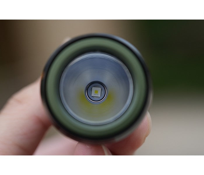 Manker Striker Mini BLACK Osram KW CSLNM1.TG Cool White LED 635L Rechargeable Pocket Tactical Flashlight