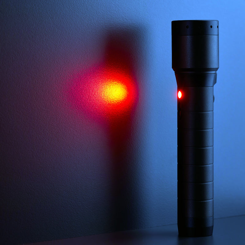 LED LENSER P7R Signature Rechargeable Flashlight 2000 Lumens