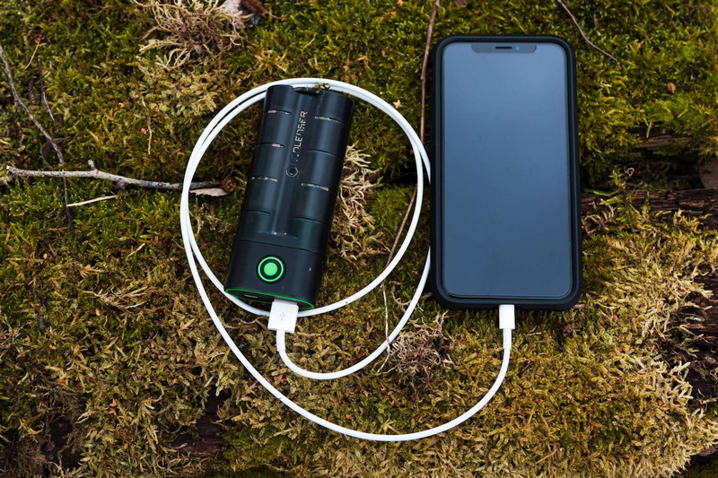 LED LENSER FLEX 7 Waterproof IP65 Quick-Charge USB Power Bank