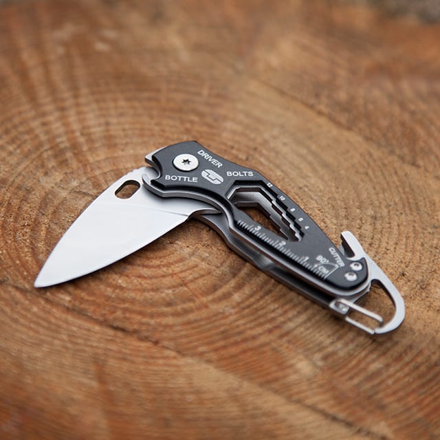 True Utility Smartknife