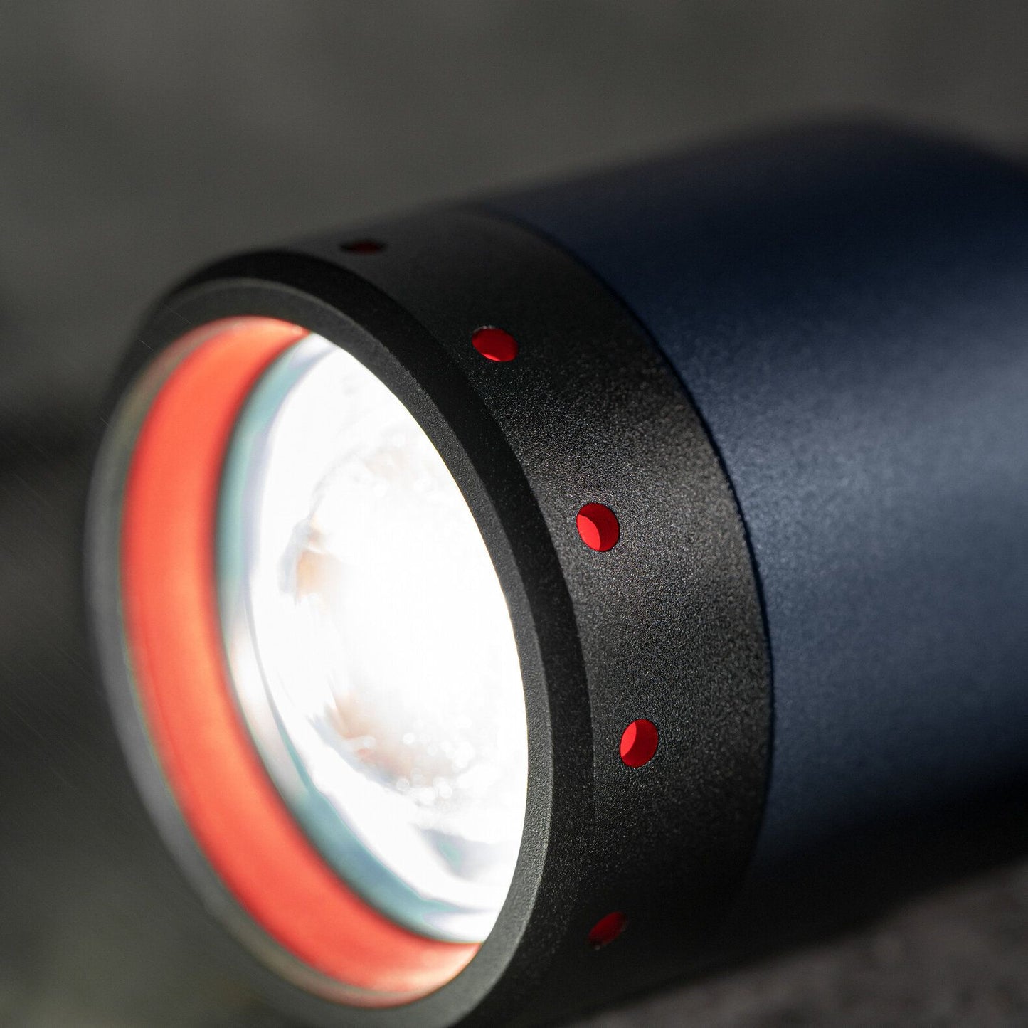 Ledlenser P7R 25th Anniversary Edition Rechargeable Flashlight 2000 Lumens