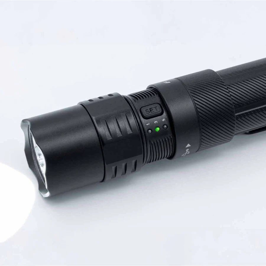 Fenix PD35R ACE Luminus SFT40 LED 2000L Multi-Mode Rechargeable Flashlight