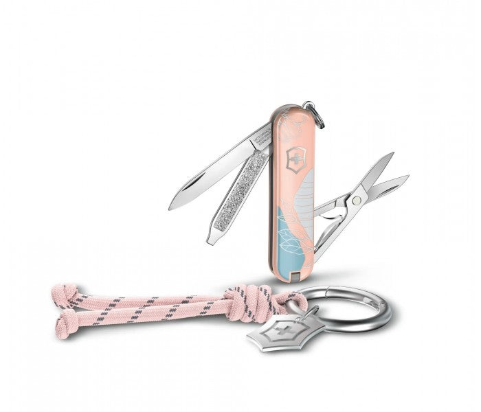 Victorinox Classic SD Paris Style Multitool w Key Ring 0.6223.E221