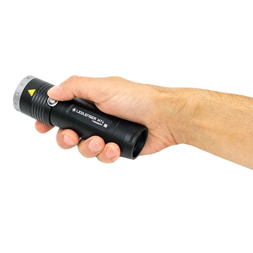 LED LENSER MT6 Flashlight 600 Lumens
