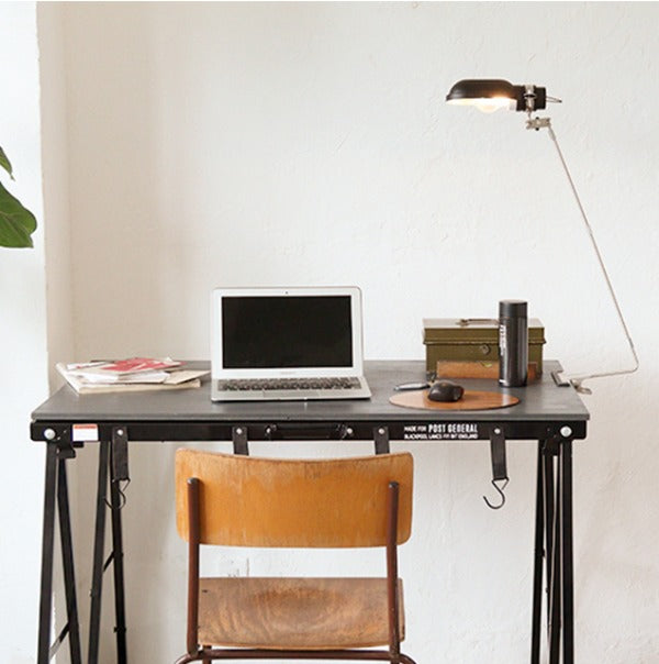 Post General Hang Lamp Type 3